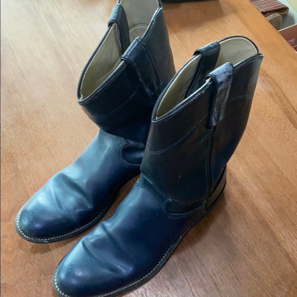 Ladies Bronco boots size 7